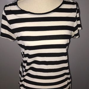 forever 21 black and white striped t shirt